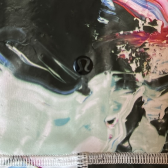 Lululemon printed leggings - Picture 2 of 4